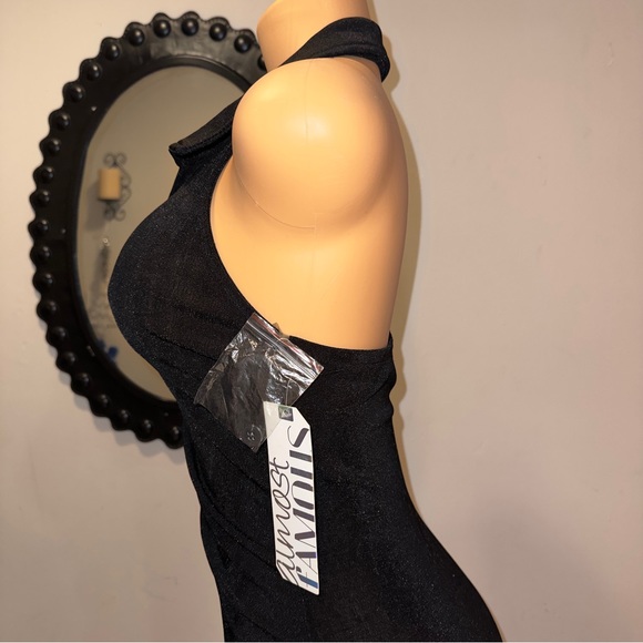 NWT ALMOST FAMOUS MINI DRESS WITH COLLAR SPARKLY BLACK DREES SIZE M AND L - Picture 3 of 4